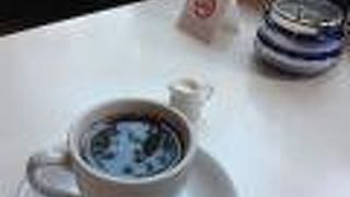 駅前という事を忘れさせてくれる純喫茶