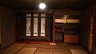 金唐革紙の応接室が素晴らしい！