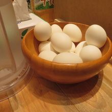 無料のゆで卵はちょっと小ぶり