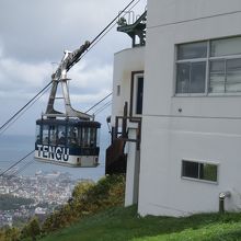 山頂駅近く