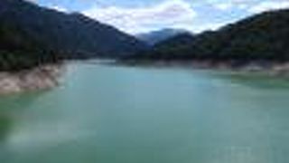 湖自体は単なるダム湖