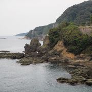 断崖の岩場