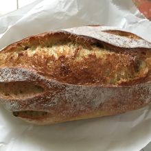 ピスタチオのパン 340円(税別)