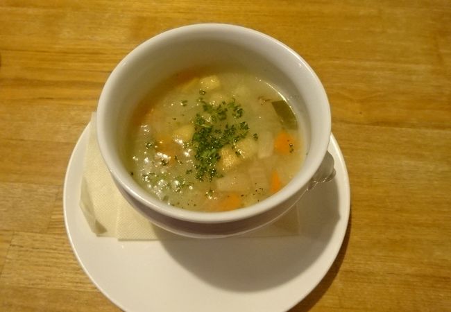 美味しくてボリューム満点、若者向き？