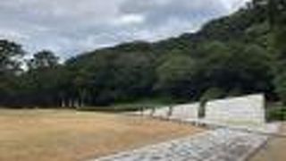 モニュメントが点在しています