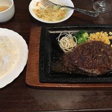 ハンバーグランチです