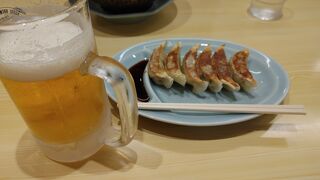 ビール＋餃子のセットがお得