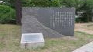 立派な文学碑です