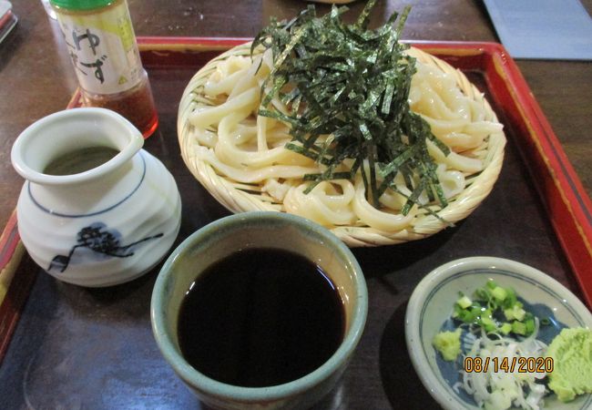 好みが分かれるかもしれないが、武蔵野うどん好きの方には是非オススメしたいお店。