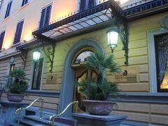 ホテル アルバーニ フィレンツェ 写真