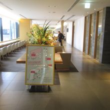 成田空港国際線 JALサクララウンジ