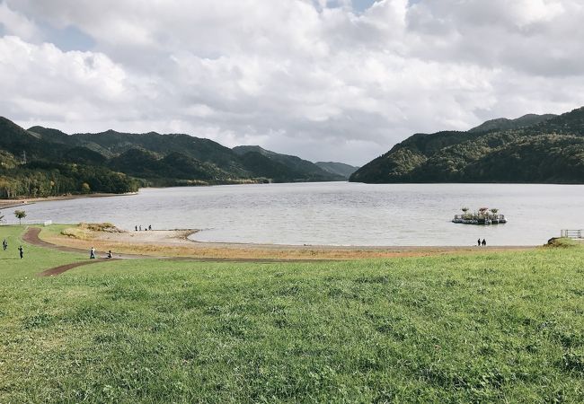 滝里湖 オートキャンプ場