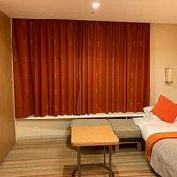 ３人の宿泊なのでベッドは３台。3台目はソファーベッド。