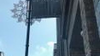 ロンドンらしい混沌