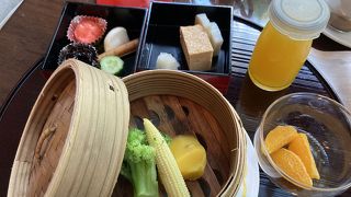 クリーンなビュッフェ