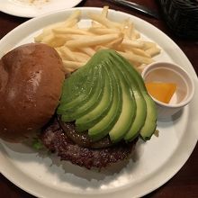 アボカドバーガー
