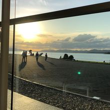 美術館ロビーから撮影！