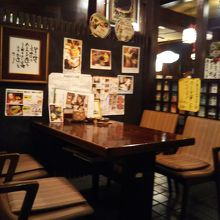 例外浅草らしい店内