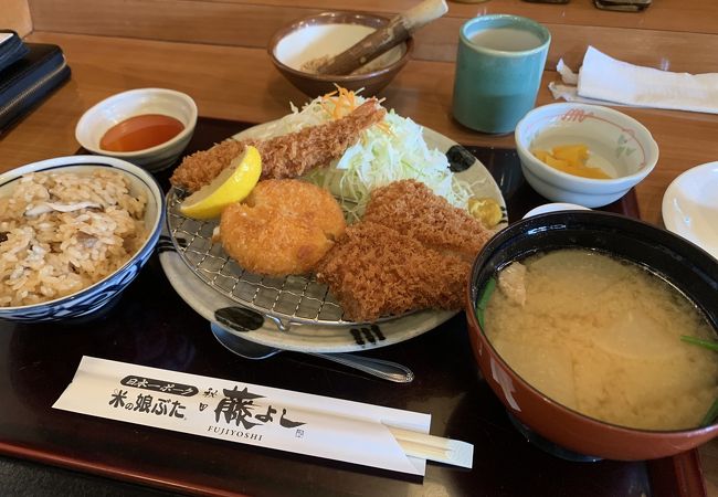 幼稚園前の老舗トンカツ店