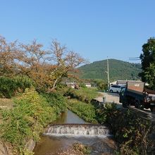 農村ののどかな風景と三輪山