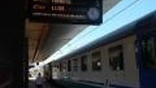 トレニタリア中央駅