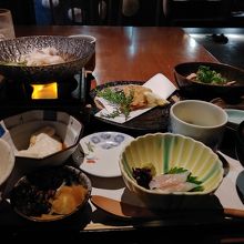 日替わりランチ。食後のコーヒー付きでなんと１０００円！