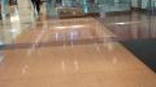 青い会社が使います