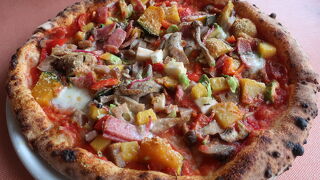 薪窯Pizza ピッチュ