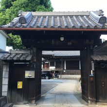 観音寺（山門）