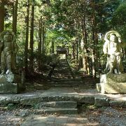 国東半島の真ん中　味わい深い佇まいのお寺