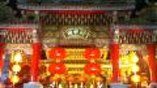 多くの参拝客が来ていた