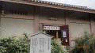 どれほど忠実に再現されているのかはちょっと疑問ですが、五重塔を作る際のプロトタイプと言う説に同意見です。