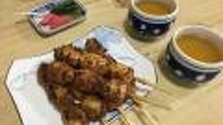 お店で食べるとお得