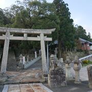 町中の神社