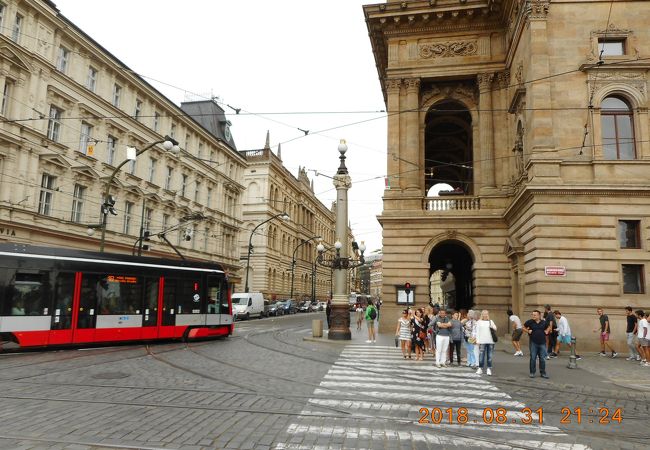 ナロードニ通り