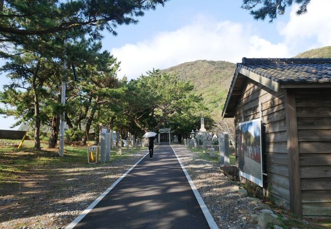 海沿いの神社