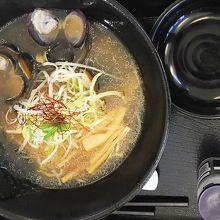 ウインズのしじみラーメンはうまい！