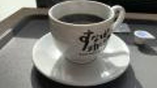 市役所の食堂を兼ねる？