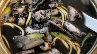 絶品すみ汁そば