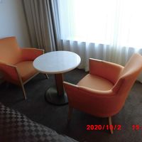 リラックスできるテーブルとイス