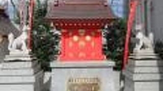 みめぐり神社と読みます