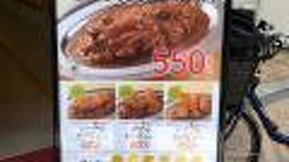 はじめ甘くて、あとから辛い、カツカレー