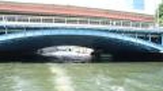 下から見た和泉橋