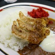 北海道のソウルフード「ぎょうざカレー」