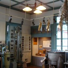 １階の製品が出来るまでを展示・解説