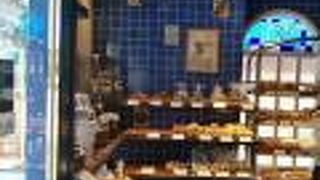 お店のドアを開けた瞬間から幸せな気分になれます