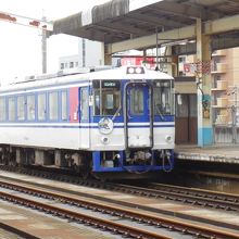 上郡から鳥取まで走破する智頭急行線普通列車、鳥取駅。