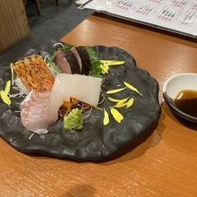 刺身盛り合わせ