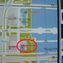 東京都の水の科学館は、有明の夢の大橋の北側にあります。