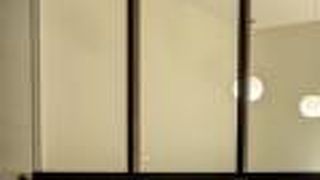 駅から少し遠いです